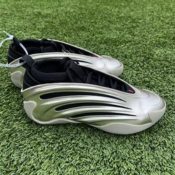 Adidas James Harden Volume 9 (8M & 8.5M Available)