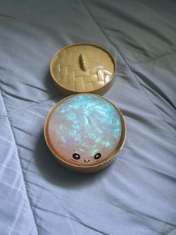 Rare Rainbow Glitter Dumpling,