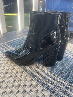 Black patent ankle boot