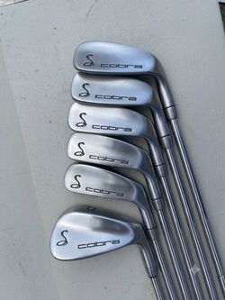 Cobra 4,6,7,8,9,pw set of low profile set of golf clubs