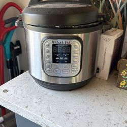 Instant Pot Duo Nova 10qt for Sale in Puyallup, WA - OfferUp