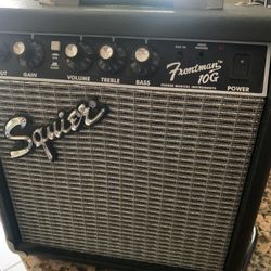 Squier Amp $30