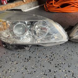 08 W204 C300 OEM Headlight Assembly (left &right )
