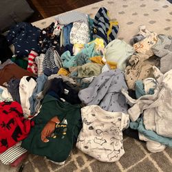 *BIG Bundle of Baby Clothes – Boy/Neutral – Newborn to 6 mo.