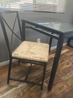 Chairs and table, dk coffee, 281/2” sq