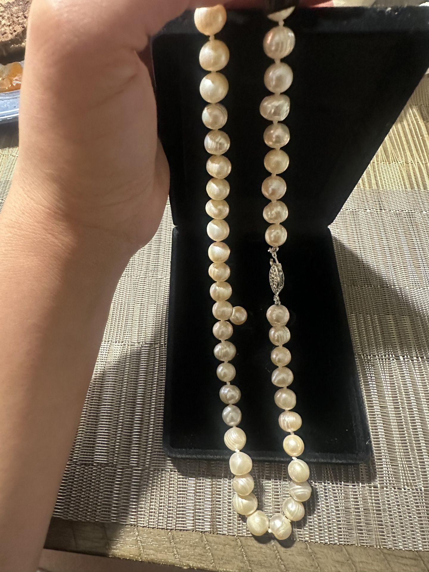 Genuine Freshwater Pearl Necklace by Bret Roberts – Elegant Coin Pearls with Gift Box