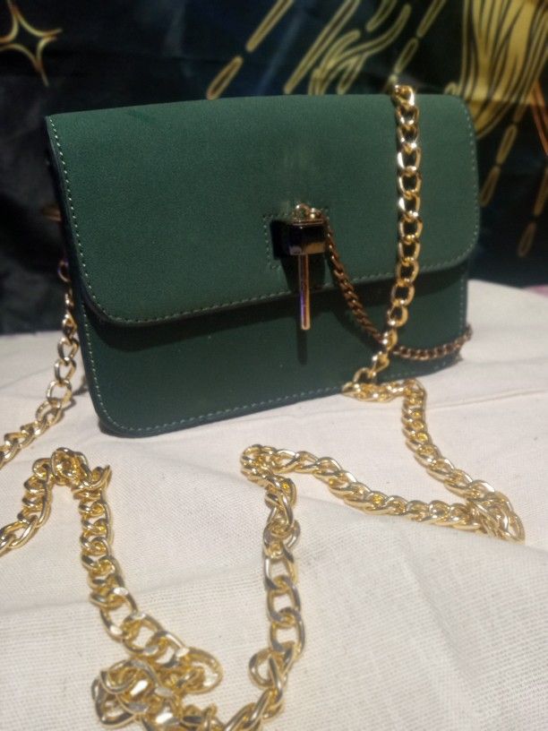 Green Velvet Clutch Bag With Gold Chain And Pin Clasp