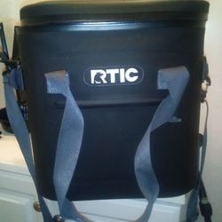 RTIC Soft Pack Cooler Backpack – Excellent Condition – $80