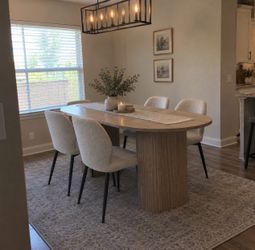 Beautiful table and chairs