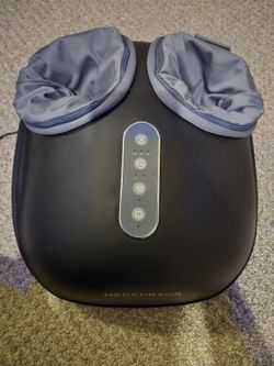 Medcursor MDFM400 Foot Massager Machine with Heat, Rolling, Deep Kneading, Shiatsu Foot Massager