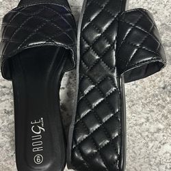 Black Platform Rogue Heels