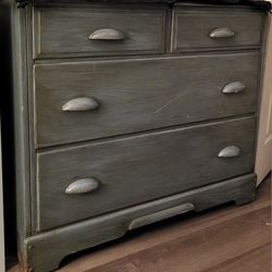 Wood Dresser