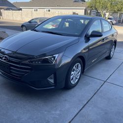 2020 Hyundai Elantra