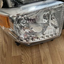 Toyota Truck Headlights 