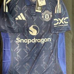 adidas Manchester United 2024/25 Men's Away Authentic Jersey