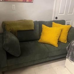 Wayfair Couch barely Used