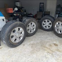 Llantas Con Rines Para Una Dodg Ran 2500