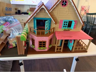 Lil woodzeez house