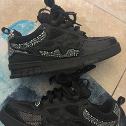 Black Crystals Lv Skates 