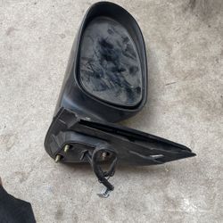 Mirror For A 2005 Nissan Sentra