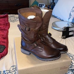 Boots - Steve Madden
