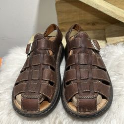 Born Sandals Mens 10 Fisherman Buckle Strap  Brown Leather Casual