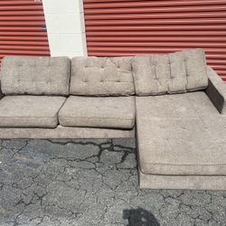 Very Clean Good Condition Sectional
