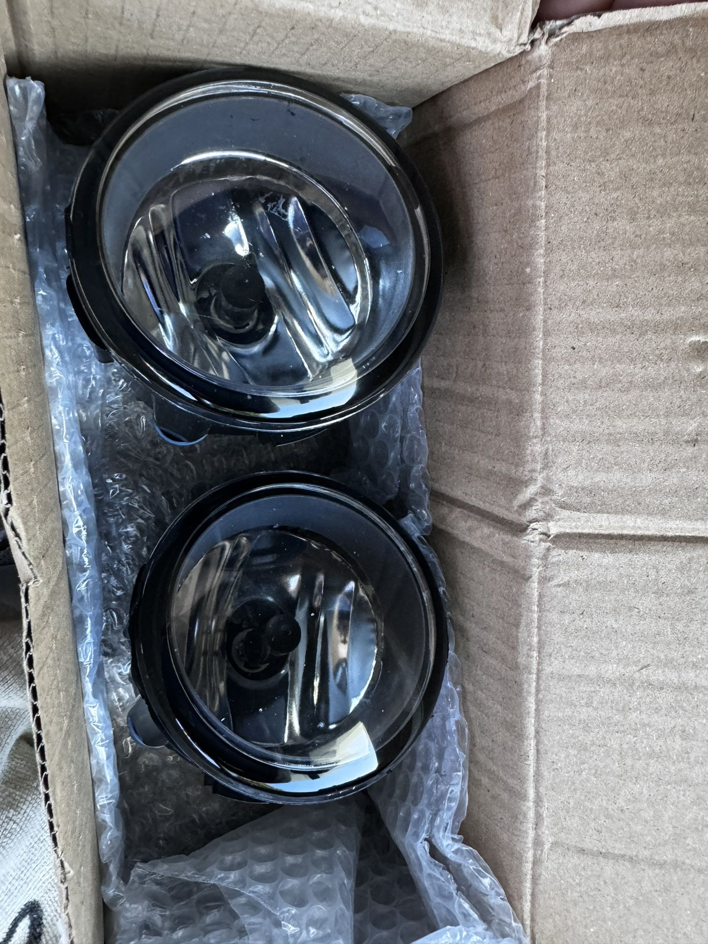 Infiniti G37 Fog Lights/carbon Trim
