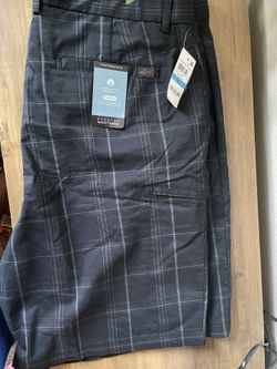 Greg Norman 9 Inch Shorts 