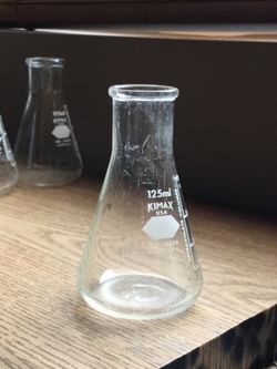 Flasks Real Chemistry Flasks Glass Pyrex Kimex VINTAGE