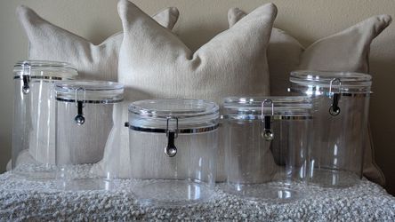 (5) Large Clear Canisters / Containers with Clamp Lid