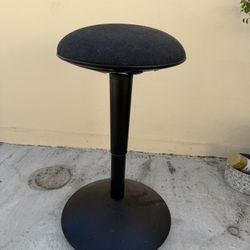 Pedestal Stool