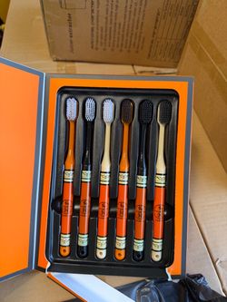 Luxury Toothbrush Set of 6 in Gift Box