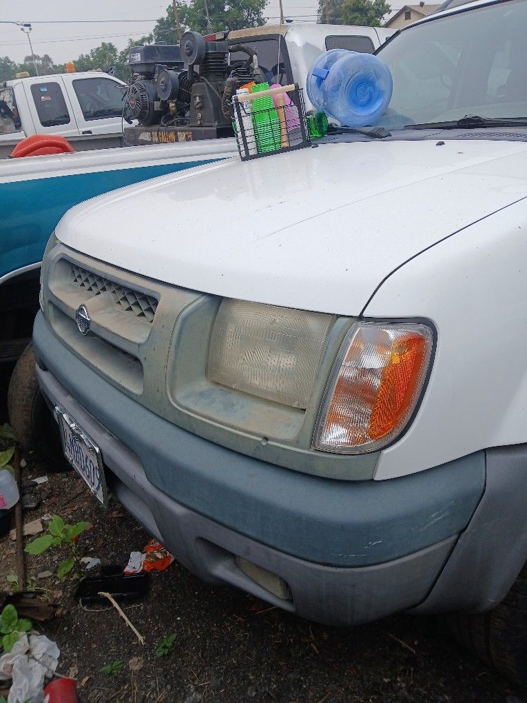 2002 Nissan Exterra Parts Or Complete