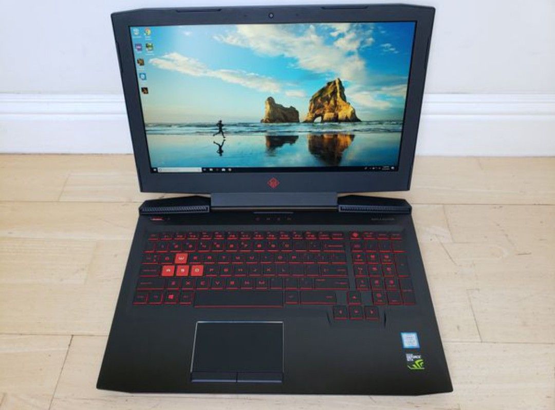 2018 HP OMEN Intel Core i7-7700HQ GTX 1050 Samsung 970 Evo 250GB SSD Warranty in mint condition