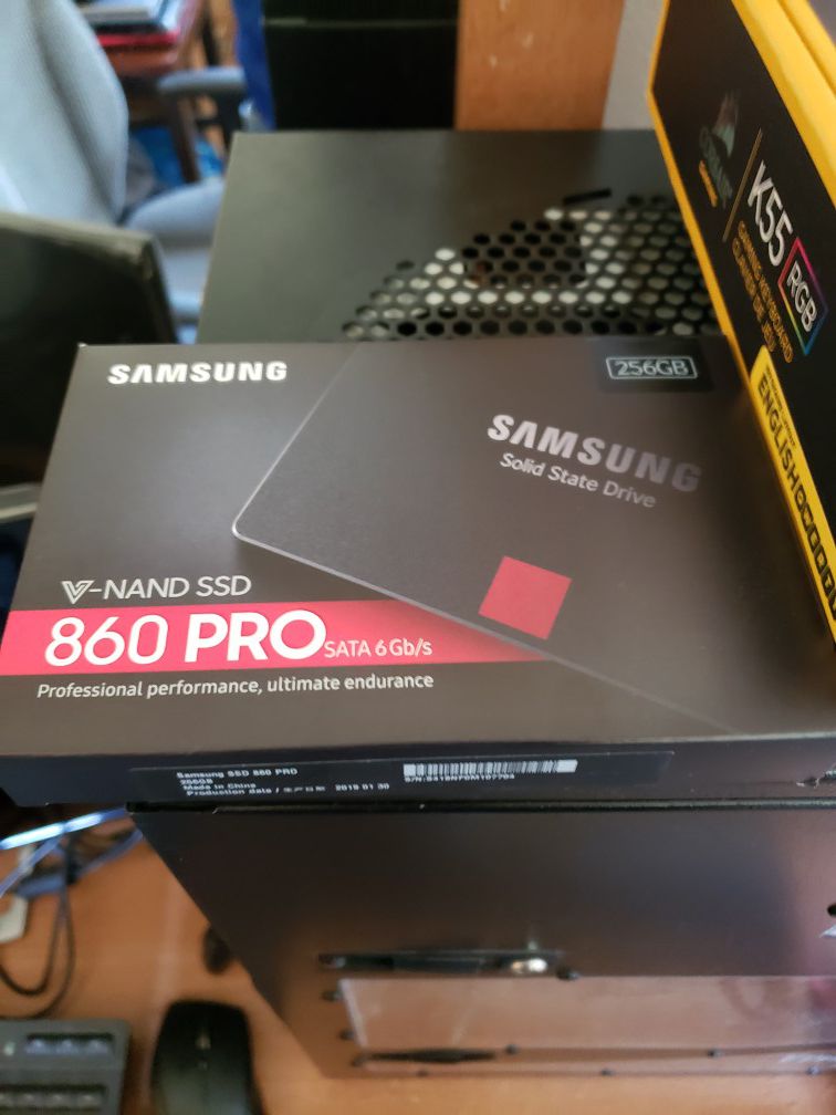 Samsung 860 Pro 256GB SSD