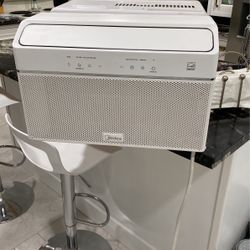 Window Air Conditioner