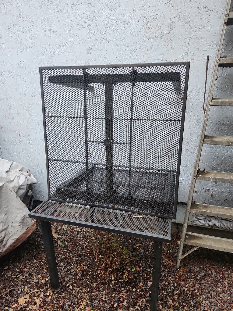 Patio Metal Tables Whit Chairs