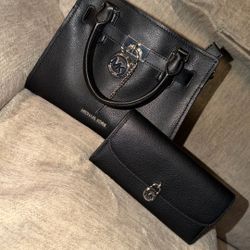 Brand New Michael Kors Purse And Wallet With Cross Body