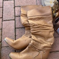 Size 5 Leather Boots 