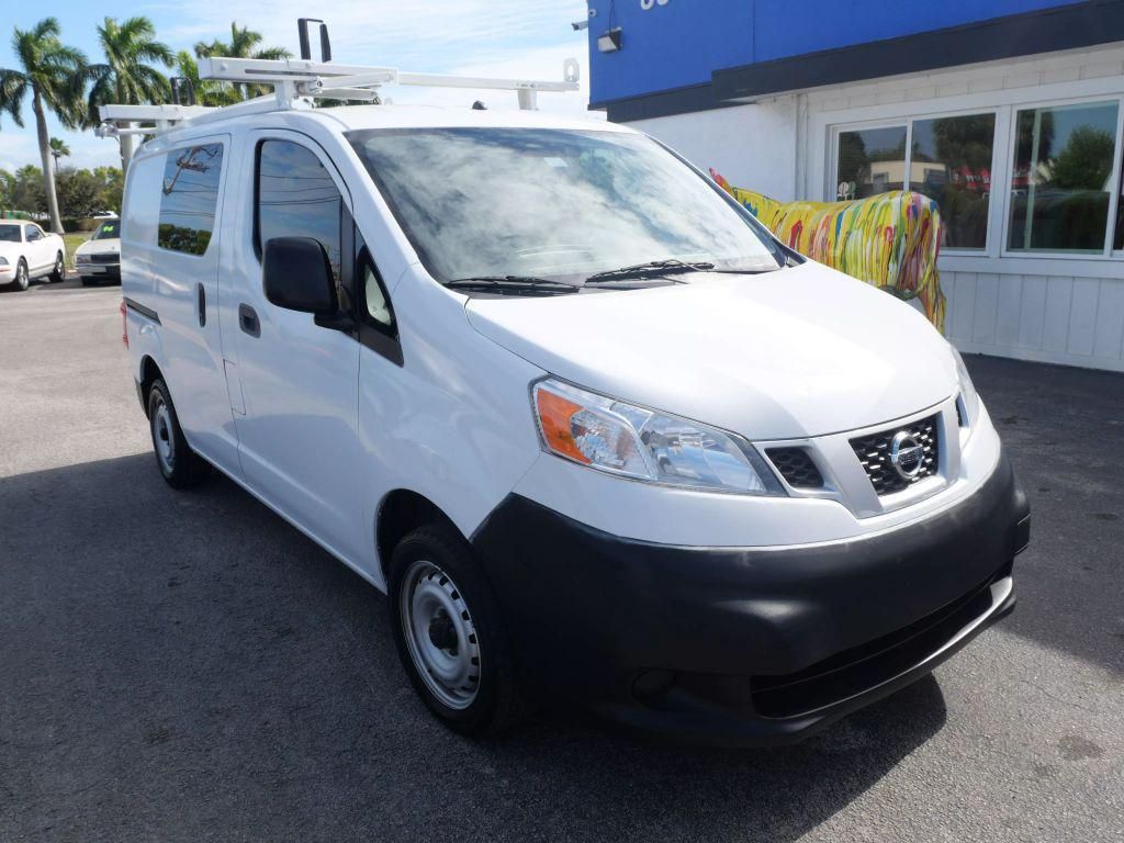 2017 Nissan NV200