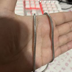 S925 Round Snake Bone Necklace 