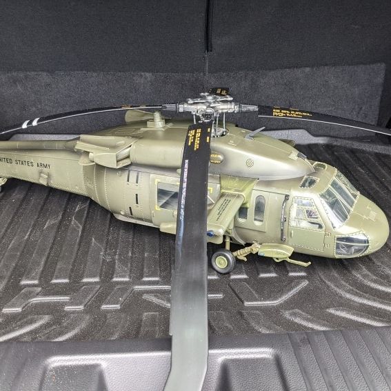 1⁄18 BBI Black Elite 1:18 Hawk Helicopter Scale Blackhawk US Force