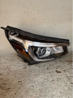 2019 - 2020 subaru forester right headlight