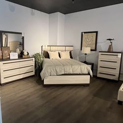 White/Brown 4PC Queen Bedroom Set