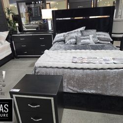Queen Bedroom Set 4pc 