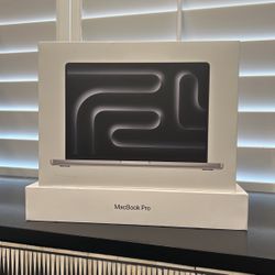 14” MacBook Pro M3 Chip 8gb 512gb Latest Mod