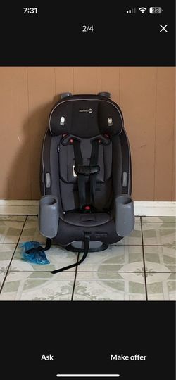LIKE NEW SAFETY 1ST CONVERTIBLE CAR SEAT!!!!