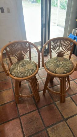 Pair of wicker chairs