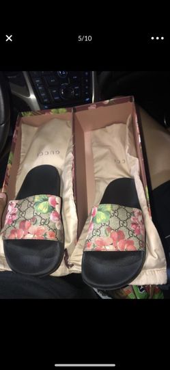 Gucci slides size 7